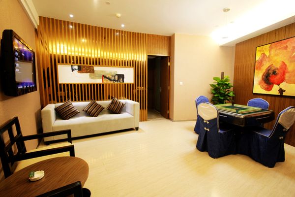 Hotel Heyi Xindi (Xinxiang)